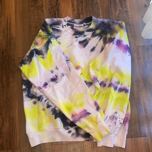 Hanes Other - Hanes Yellow and Purple Tie-Dye Crewneck Sweater